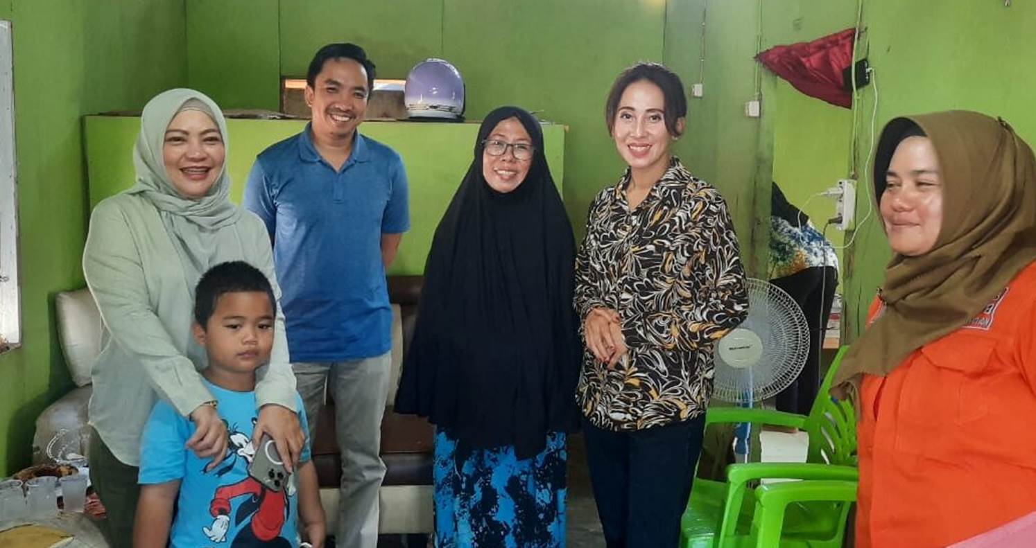 Komisi II Deprov Gorontalo memonitoring penyaluran bantuan UMKM di desa Pentadio Barat, Kamis (4/1).