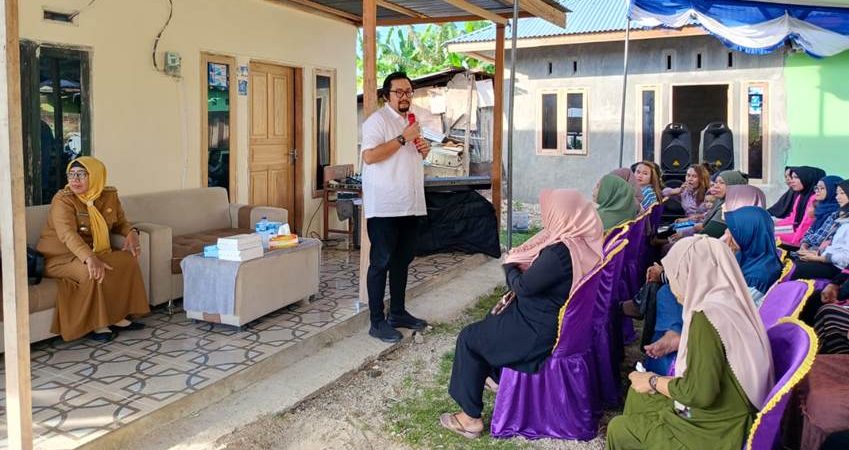 Kegiatan reses anggota Deprov dapil Kota Gorontalo, Erwinsyah Ismail di Kelurahan Dulomo Utara.