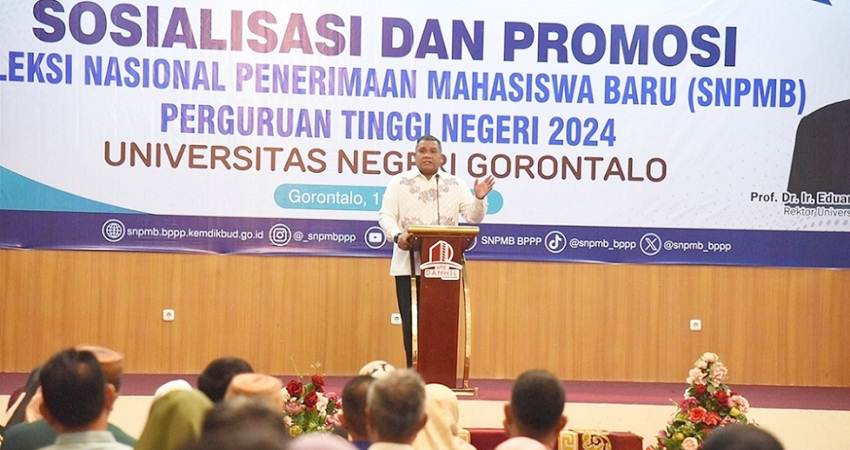 Sosialisasi SNPMB perguruan tinggi negeri tahun 2024, yang diselenggarakan Universitas Negeri Gorotnalo di Ballroom TC Damhil. (foto : dok / ung)