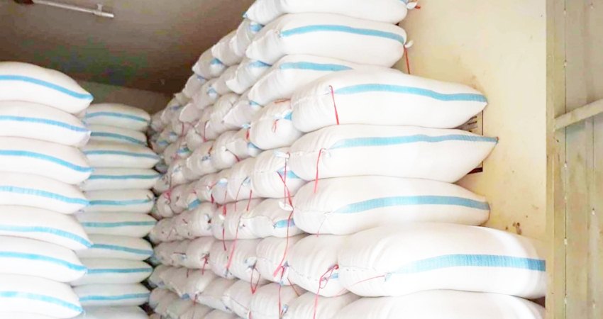 Beras yang dijual di salah satu lapak di Kota Gorontalo.