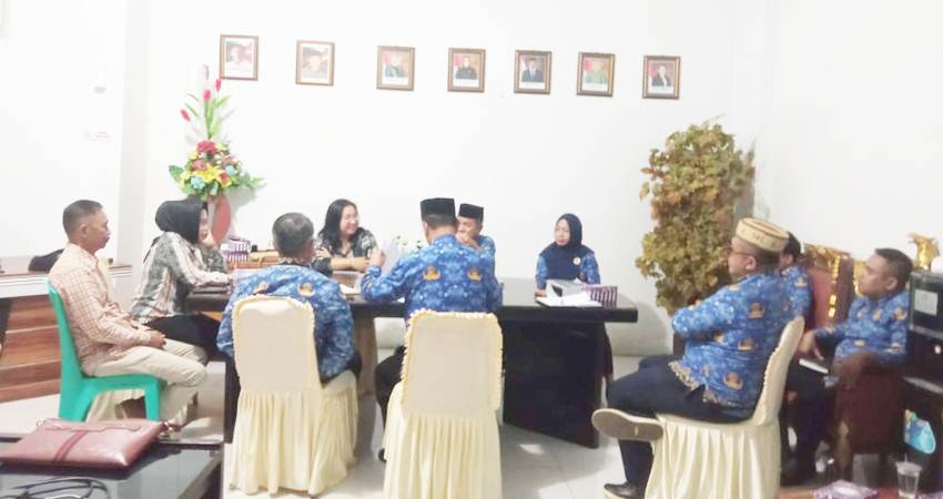 Rapat evaluasi Komisi 3, Rabu (19/2) dengan OPD mitra.