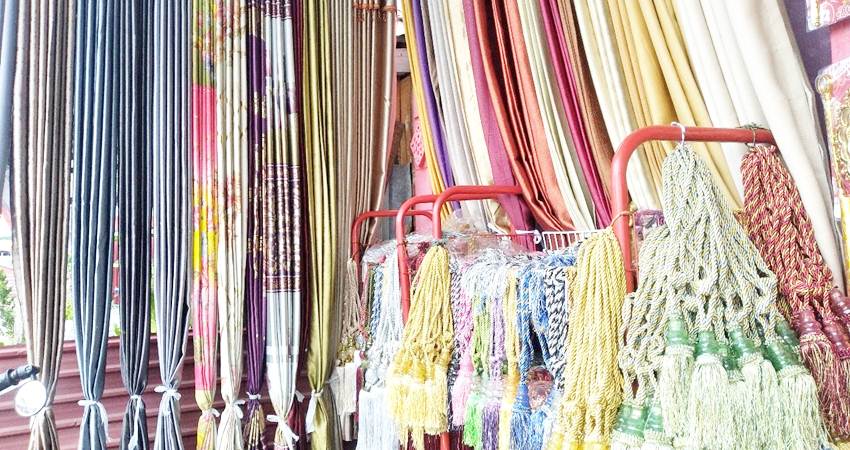 Gorden yang dijual di salah satu toko yang ada di Jl. HB Jassin, Kota Gorontalo.