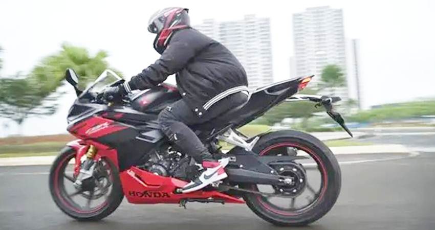 Sepeda Motor Honda (foto : dok /daw)