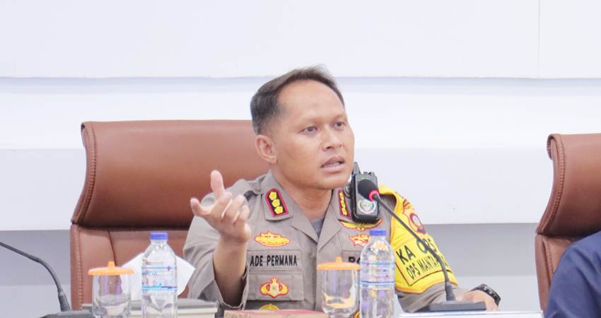 Kombespol Dr. Ade Permana, S.I.K., MH