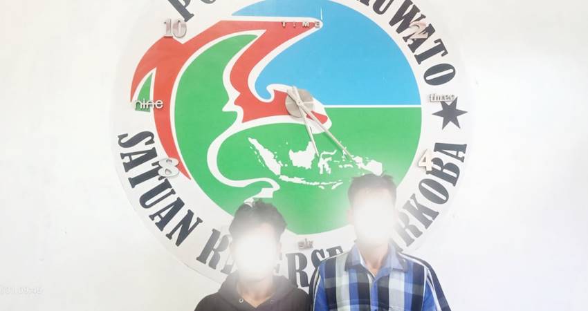 Mantan narapidana kasus narkoba berhasil diringkus lagi oleh Satuan Narkoba Polres Pohuwato. Tak hanya itu, satu orang masyarakat lainnya turut ditangkap atas kasus yang sama di tempat berbeda.