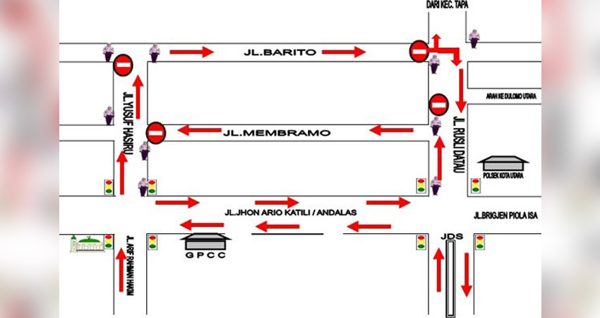 Untuk mengantisipasi terjadinya kemacetan pada saat perayaan ketupat, sejumlah arus lalu lintas di Kota Gorontalo dibuat satu arah, dan diharapkan agar masyarakat bisa taat dan patuh terhadap aturan lalu lintas.