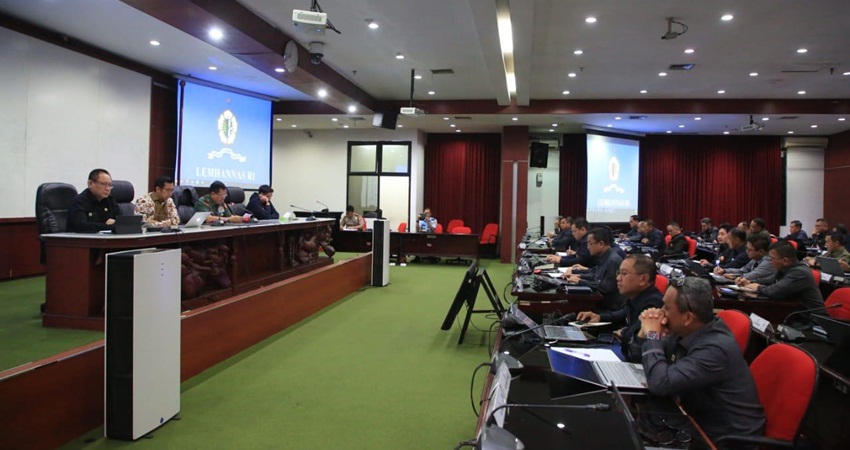 Gusnar Ismail Panelis Diskusi Panel PPRA LXVI Lemhanas RI, Bahas Amandemen UUD 1945 