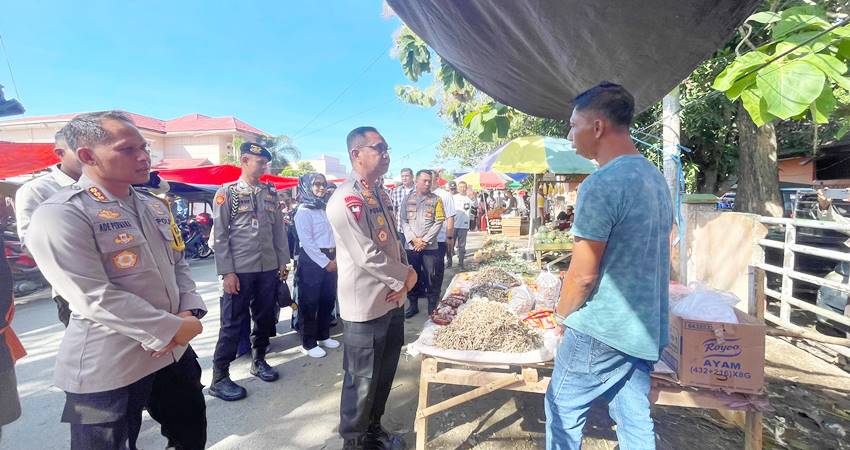 Kapolda Gorontalo , Irjen Pol Drs. Pudji Prasetijanto Hadi,MH, saat sambangi