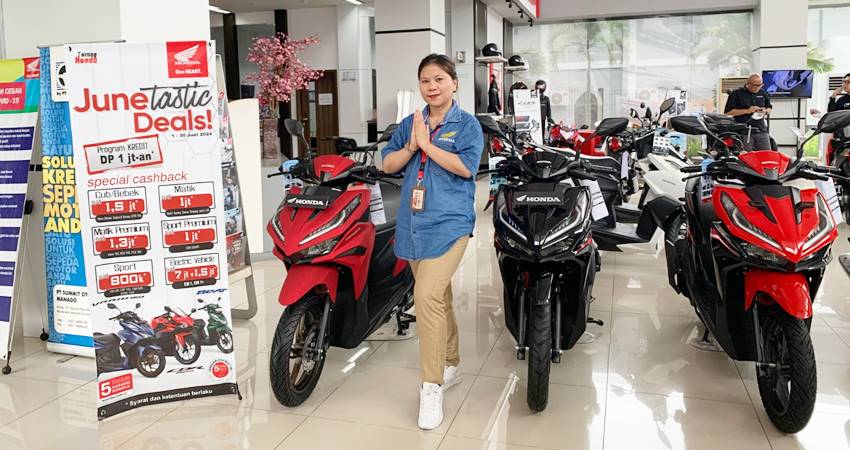 DEALER HONDA - Ayo kunjungi dealer sepeda motor honda terdekat, dan dapatkan promo menarik dari Honda. (foto : dok / daw)