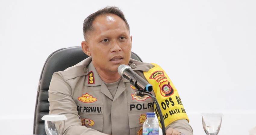 Kombes Pol. Dr. Ade Permana,S.I.K,M.H