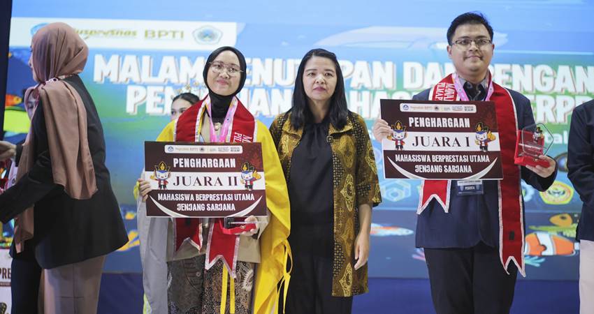 Penutupan dan penganugerahan Pilmapres Nasional 2024 yang berlangsung di Dumhil UNG, Sabtu (27/7) (F. Istimewa)
