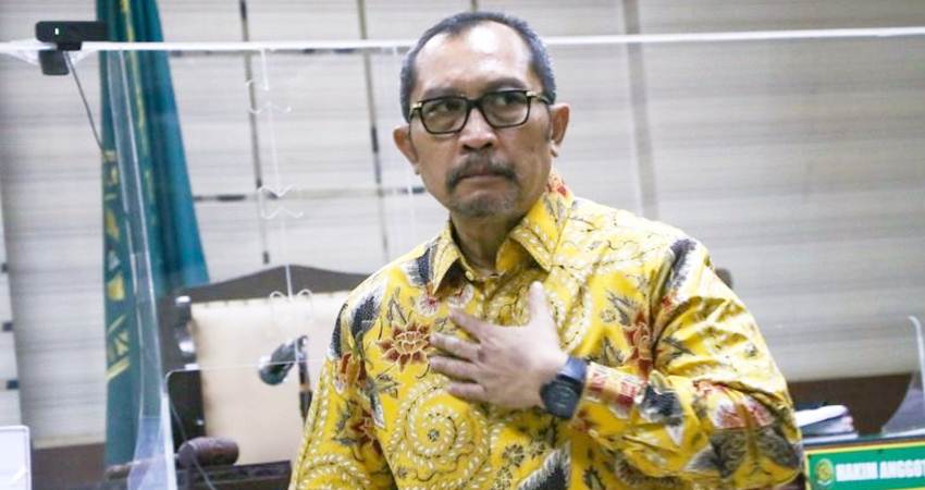 Ekpresi Sahat Tua Simanjuntak usai sidang putusan di Pengadilan Tipikor, Selasa, 26 September 2023.-Pace Morris-