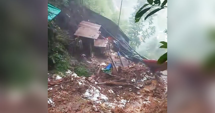 Bencana longsor yang terjadi di Kecamatan Suwawa Timur, Kabupaten Bone Bolango, Ahad (7/7/2024). (Foto: Tangkapan layar video warga)