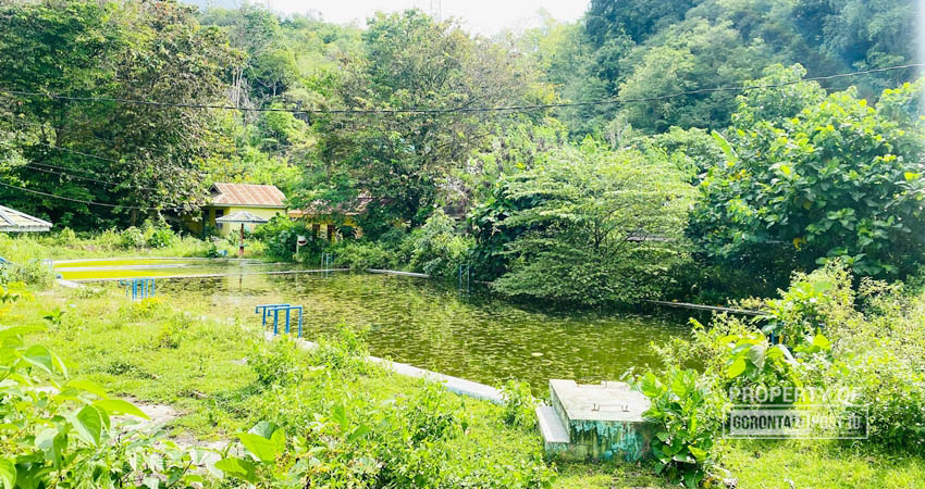 Wisata pemandian Potanga yang saat ini sepi dan terbengkalai, Senin (1/7/2024) (F. Diyanti/Gorontalo Post)