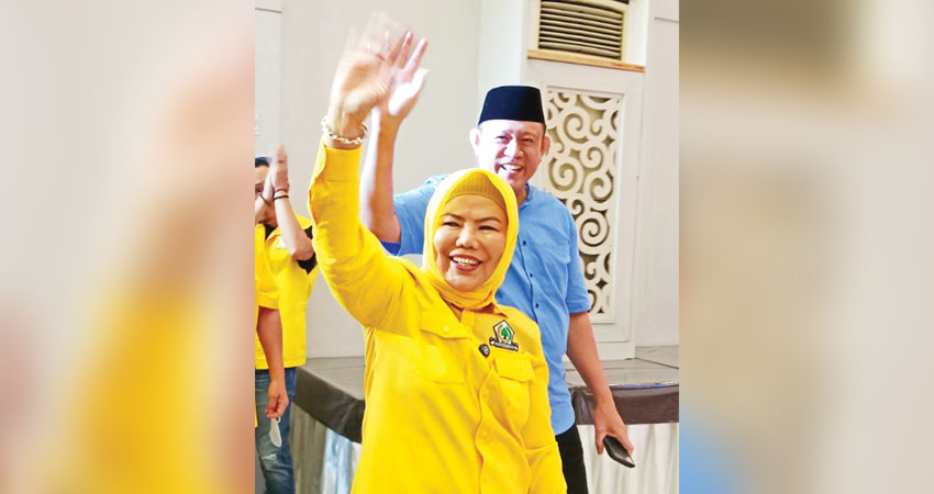 Gusnar Ismail - Idah Syahidah Rusli Habibie. (foto : dok / gorontalo post)