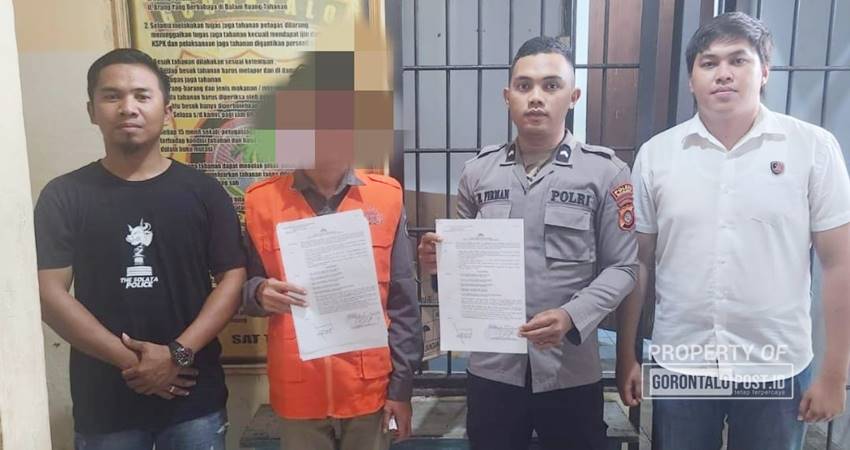 Oknum Kepala Toko Alfamart Tilamuta, MA (26), di tahan oleh Unit Tipidkor Satuan Reskrim Polres Boalemo, atas dugaan tindak pidana penggelapan dalam jabatan. (F. Zulkifli Tampolo/ Gorontalo Post)