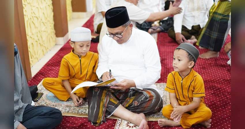 Ketua DPD II Golkar Kota Gorontalo, Marten Taha