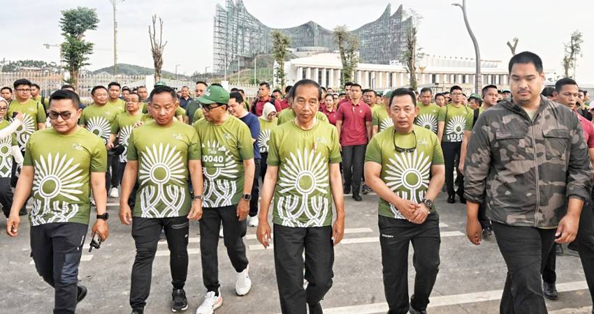 Presiden Jokowi saat acara Nusantarun di IKN, Minggu, 6 Oktober 2024. -Setpres-