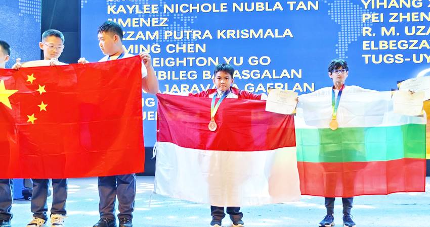 Bangga, Azzam Putra Krismala harumkan nama baik Indonesia di IMSO ke 21 di Wenzhou Cina, raih medali Perunggu, (F. Dokumentasi)