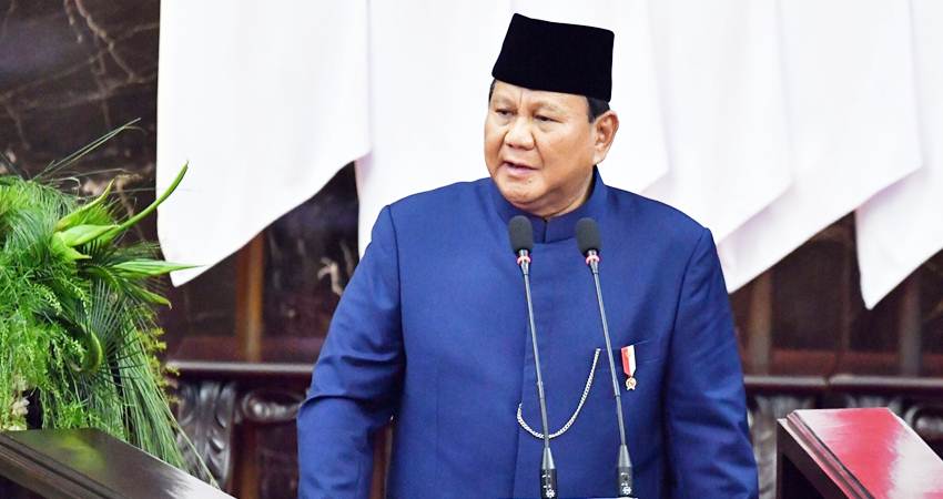 Presiden Prabowo Subianto memberikan pidato pertamanya usai dilantik sebagai Presiden Republik Indonesia periode 2024-2029, di Gedung MPR-DPD-DPR RI, Senayan, Jakarta, Ahad (20/10/2024). (Foto: Humas Setkab/Rahmat)