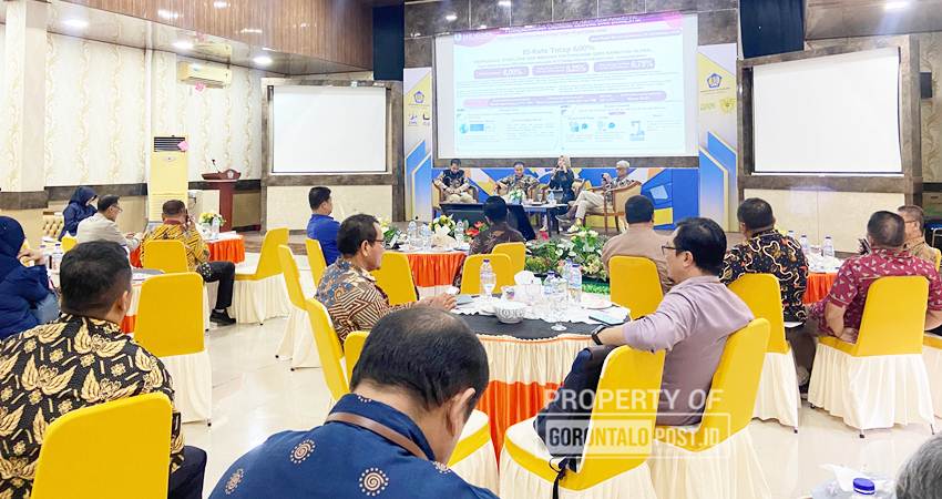 Diseminasi Fiskal dan Moneter Lo Hulonthalo, di Aula Dulohupa Kanwil DJPb, Kamis (31/10/24) (F. Diyanti/Gorontalo Post)