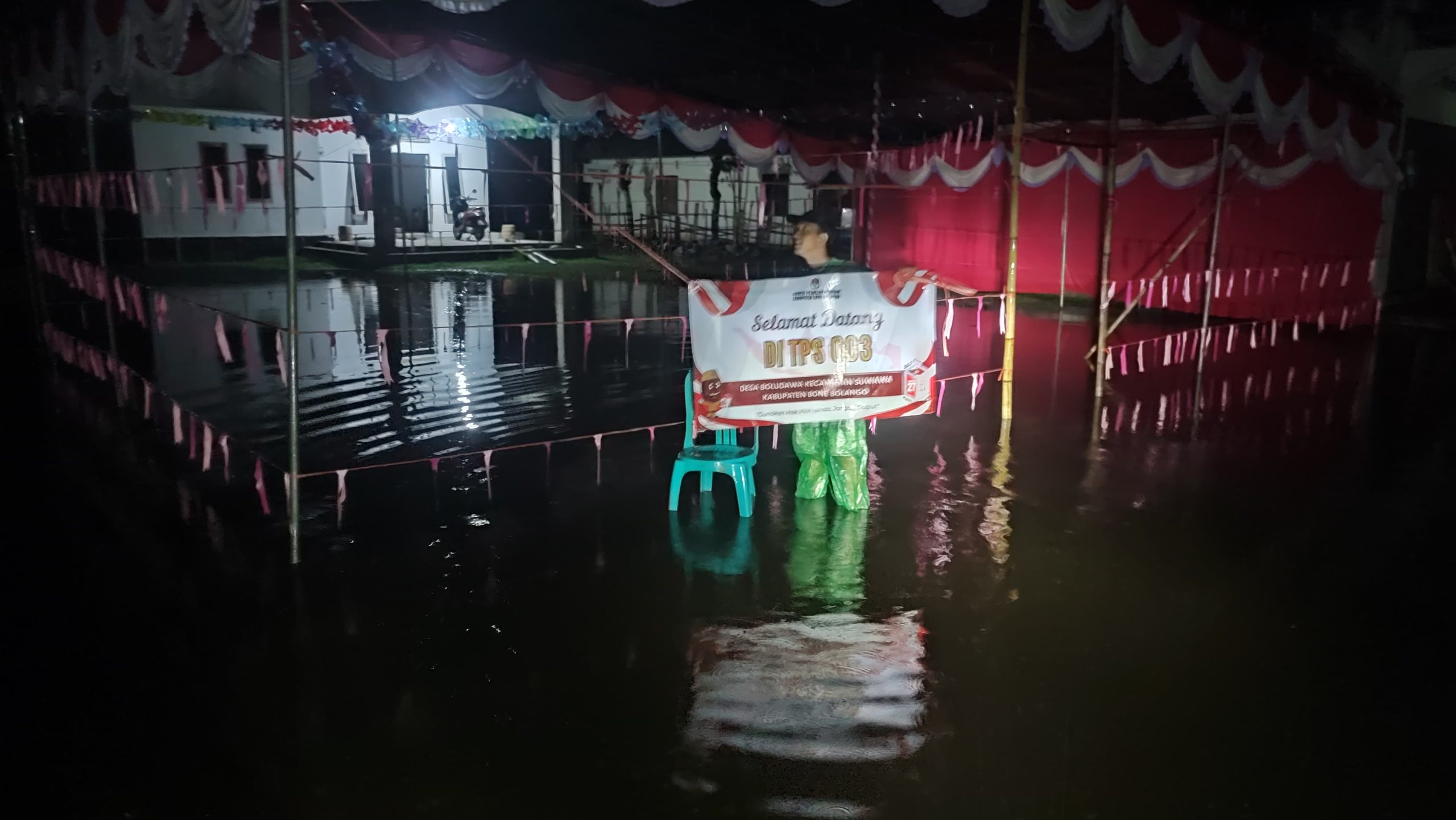 Terendam Banjir Dua TPS di Desa Buludawa Terpaksa Dipindah  