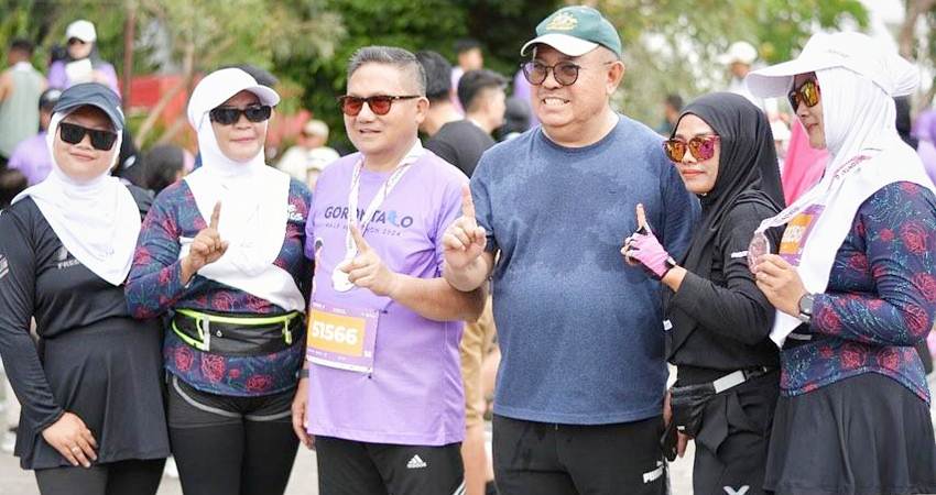 Calon Gubernur dan Wakil Gubernur Gorontalo, Tonny Uloli dan Marten Taha ketika mengikuti GHM 2024 yang diselenggarakan Pemprov Gorontalo baru-baru ini. (foto : istimewa)