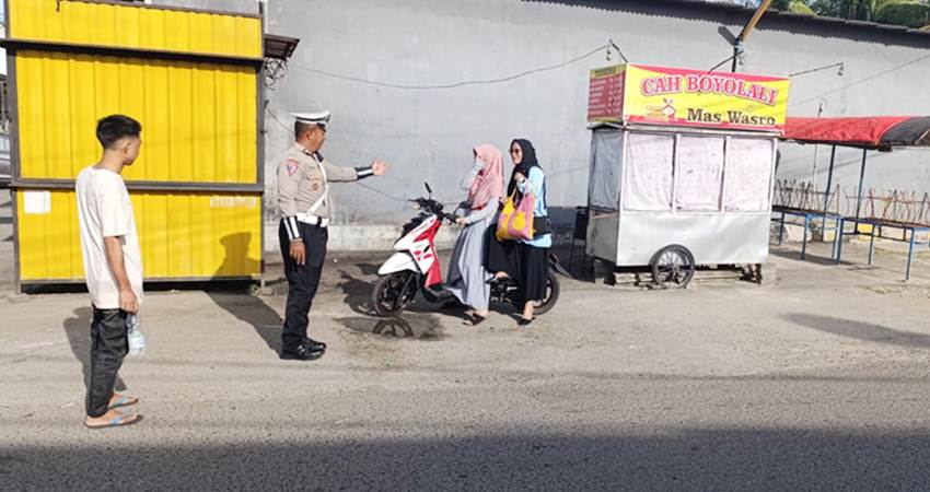 Suasana pelaksanaan operasi zebra yang dilakukan oleh Polres Gorontalo