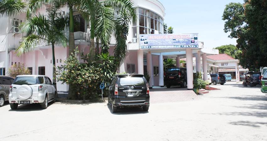 Pelayanan RSUD Dunda dikeluhkan oleh keluarga pasien.