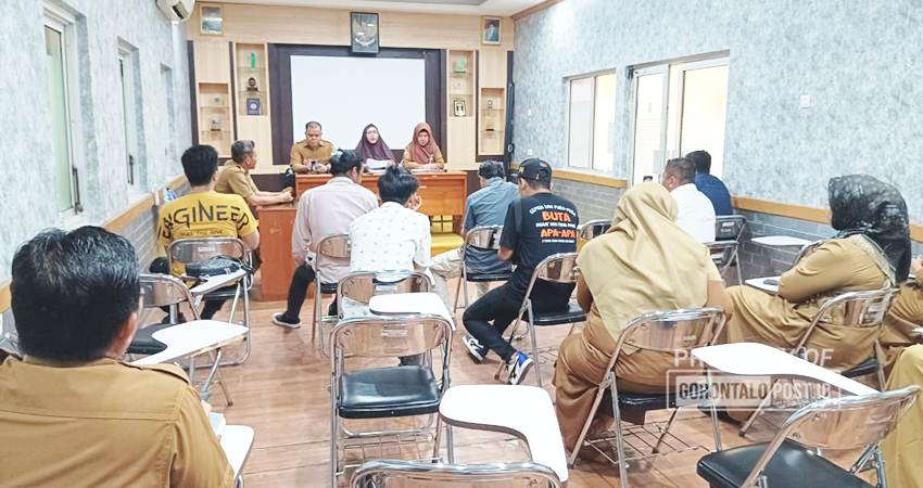 Suasan konfrensi pers di ruang pola RSUD MM Dunda Limboto. (F. Deice/ Gorontalo Post)