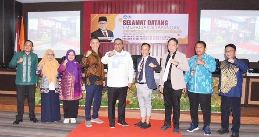 Tim evaluasi lapangan dari Direktorat Kelembagaan Kemdikti Saintek melakukan visitasi langsung ke UNG pada Kamis (21/11/24) (F. Dok UNG)