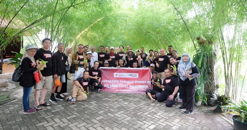 Para Perusuh Disway ketika mengikuti gathering di DIC Farm.--