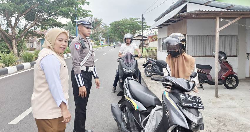 Pelaksanaan operasi gabungan yang dilakukan oleh pihak Direktorat Lalu Lintas dan Dispenda Bone Bolango, memfokuskan pemeriksaan terhadap kendaraan yang STNK dan pajaknya telat atau mati.