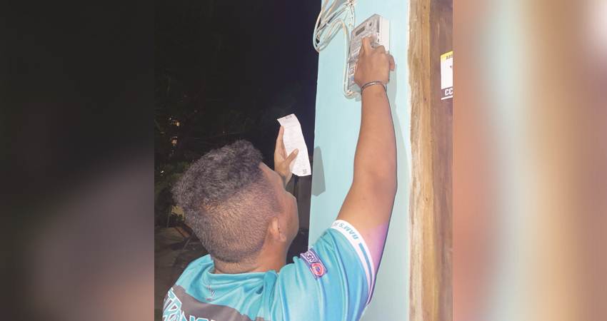 Kebijakan pemerintah berupa pengurangan tarif listrik sebesar 50 persen memberikan andil deflasi di Gorontalo sebesar 1.64 pada Januari 2025. (Foto: Humas BPS)