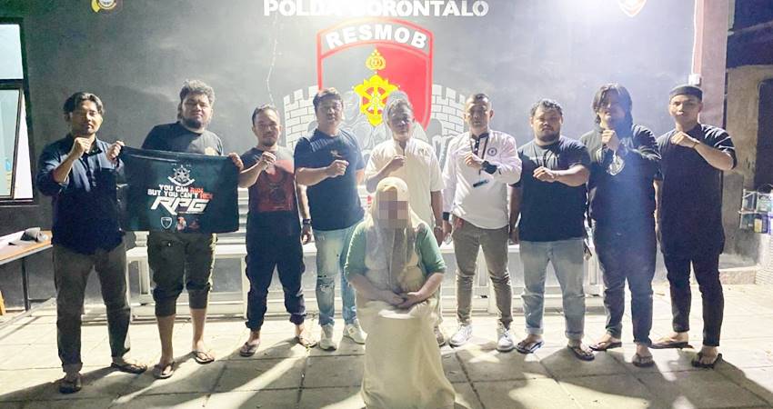 Tim Resmob Otanaha Polda Gorontalo berhasil menangkap salah seorang oknum ASN yang bertugas di salah satu instansi di Kabupaten Gorontalo Utara, terkait dengan kasus dugaan penipuan proyek bantuan masyarakat.