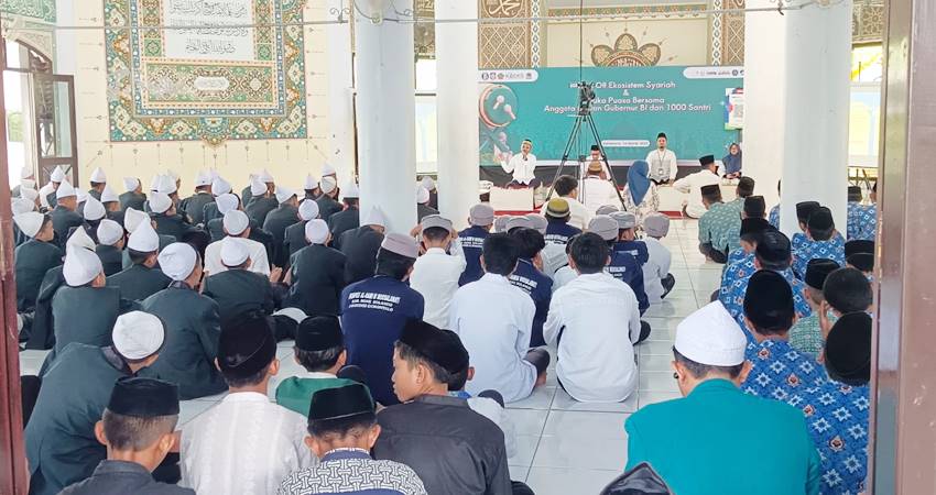 EKONOMI SYARIAH - Pelaksanaan kick off ekonomi syariah yang diselenggarakan Bank Indonesia, di pondok Pesantran Hubulo, Jumat (14/3). (foto : gorontalo post)