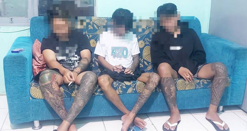 Tiga remaja berhasil ditangkap oleh Satuan Narkoba Polresta Gorontalo Kota, atas dugaan penyalahgunaan narkoba.