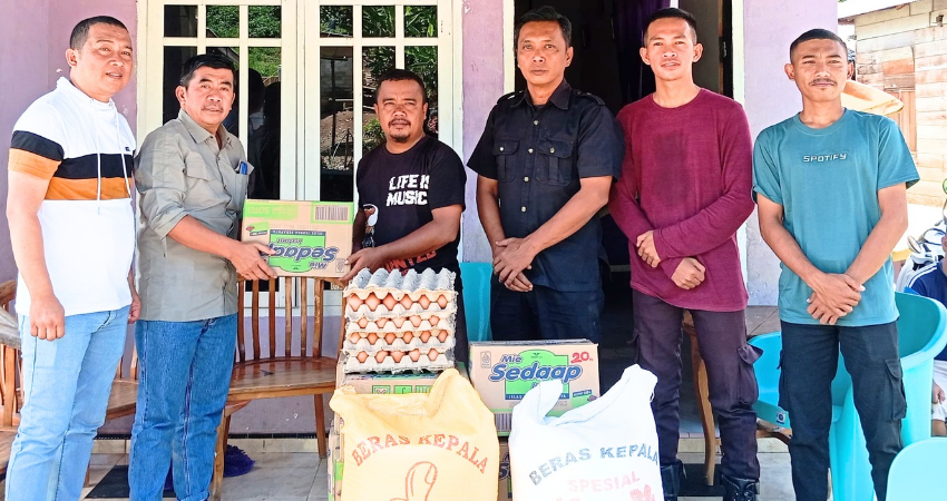 BJA Group Berikan Bantuan ke Warga Tiga Desa Terdampak Banjir Akibat Cuaca Ekstrem