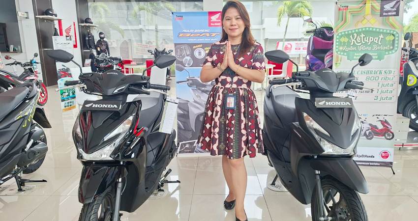 BANYAK UNTUNGNYA - PT Daya Adicipta Wisesa memastikan konsumen sepeda motor Honda mendapatkan banyak keuntungan setiap pembelian unit motor honda. Ayo segera kunjungi dealer honda terdakat di Gorontalo. (foto : Dok / DAW)