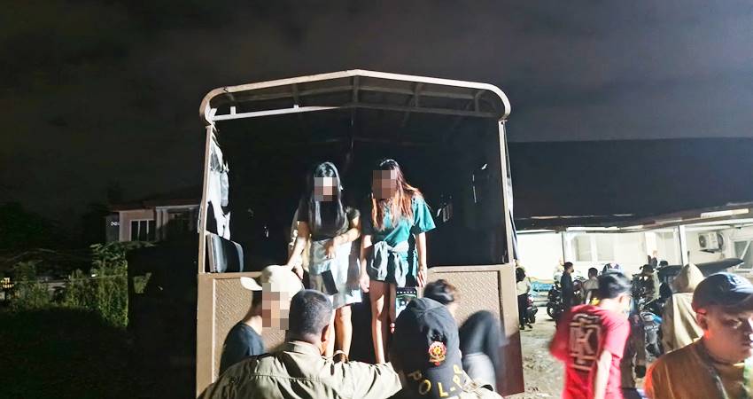 Sejumlah non Pasutri yang diamankan Satpol PP Kota Gorontalo dari sejumlah tempat maksiat. (Foto: Prokopim)