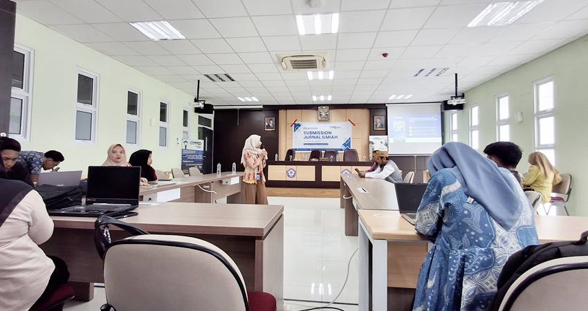 Pelatihan submission jurnal ilmiah di Fakultas Sastra dan Budaya Universitas Negeri Gorontalo (UNG), Kamis (15/5/2025).