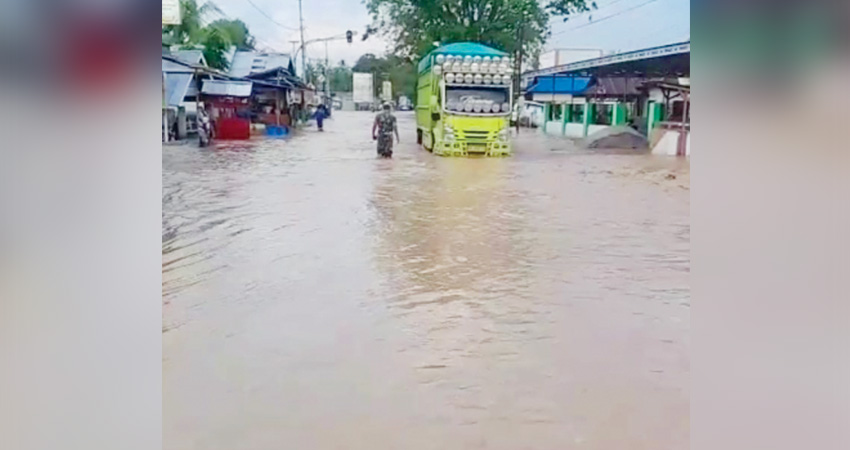 Banjir yang melanda Kecamatan Limboto Barat, Ahad (29/06/2025)