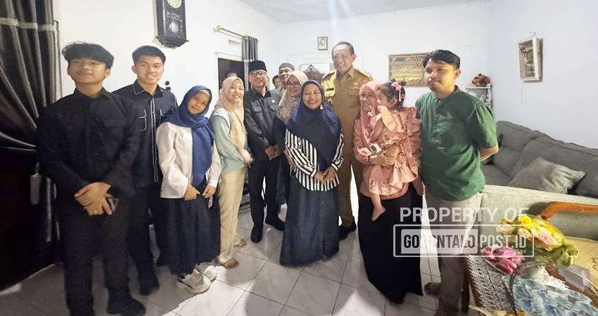 Mendes PDT Yandri Susanto rumah tempat tinggalnya di Hunggaluwa, Limboto, Selasa (17/6). (Foto : dok/gorontalo post)