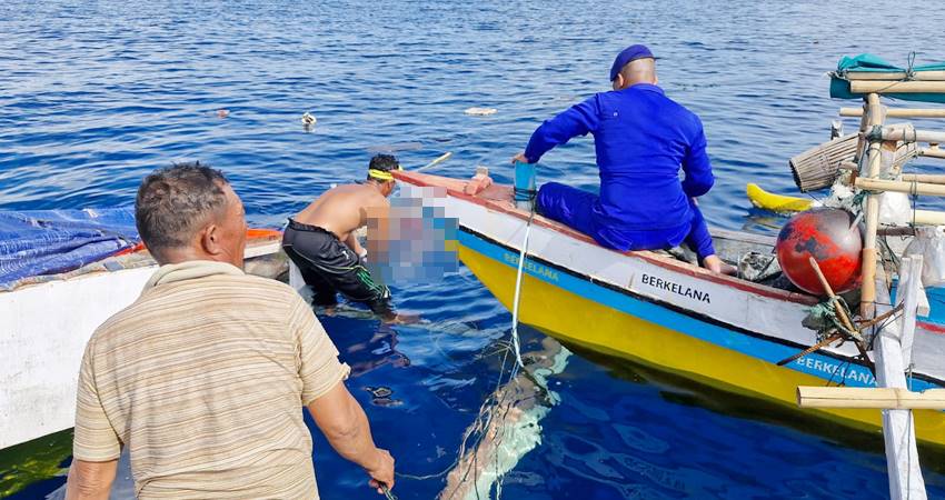 Seorang mayat lelaki tanpa identitas ditemukan diperairan laut Popayato.