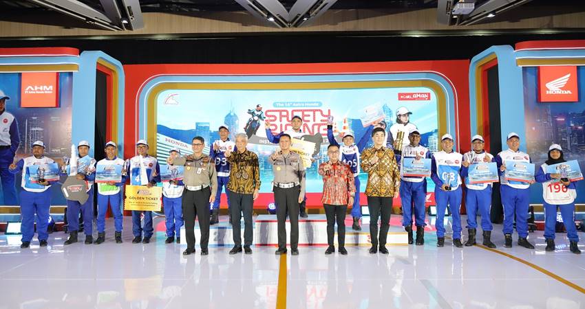 SAFETY RIDING - Program safety riding merupakan komitmen AHM untuk terus mengedukasi masyarakat tentang keselamatan berkendara. (foto : dok /AHM)