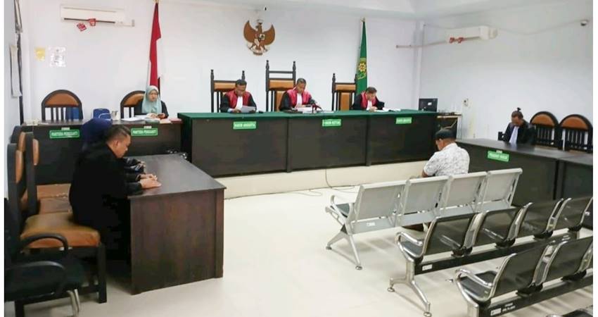 Sidang pembacaan putusan terhadap terdakwa mantan Kabid Pelayanan Kesehatan dan Sumber Daya Kesehatan Dikes Gorut Yamin Sahmin Lihawa di Pengadilan Tipikor Rabu (23/7).