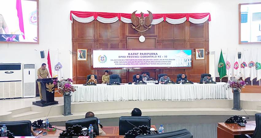 Suasana rapat paripurna penyampaian rancangan KUA-PPAS perubahan APBD 2025, kemarin.