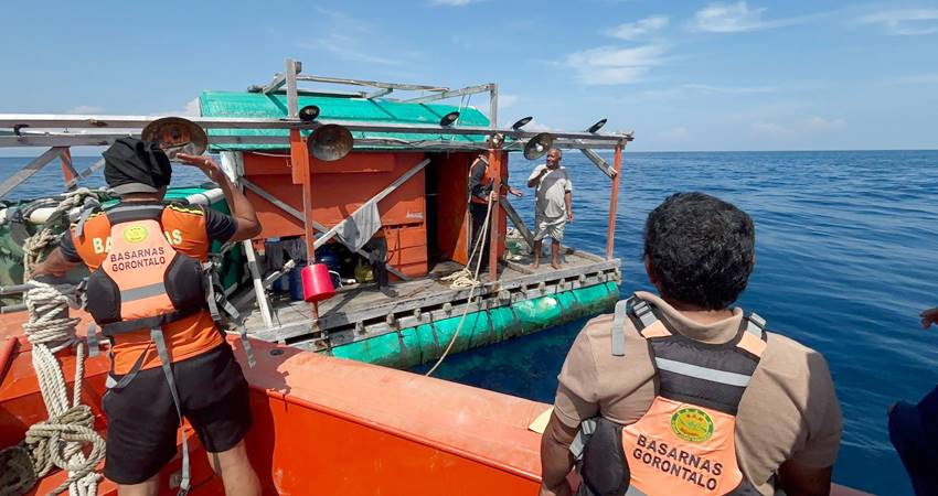 Nelayan asal Kecamatan Lemito, Kabupaten Pohuwato ditemukan dalam kondisi selamat setelah tiga hari dinyatakan hilang saat memancing di laut.