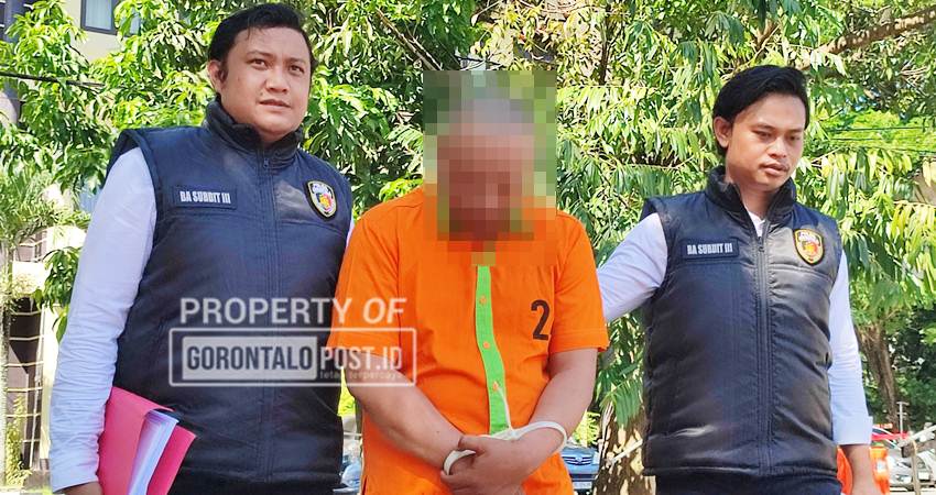 Pelaku penggelapan tiga unit mobil, diamankan Polda Gorontalo setelah melarikan diri ke Manado. (F. Natharahman/ Gorontalo Post)