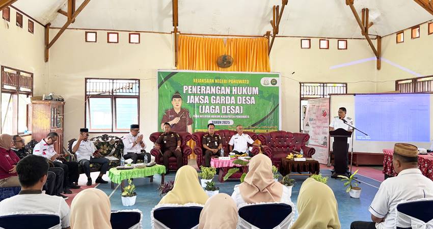 Kejari Kabupaten Pohuwato melaksanakan Penerangan Hukum ke-1 “Jaksa Garda Desa” (Jaga Desa).